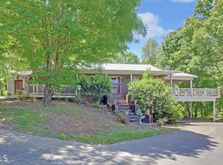 108 Dodge Ln, Lakemont, GA 30552