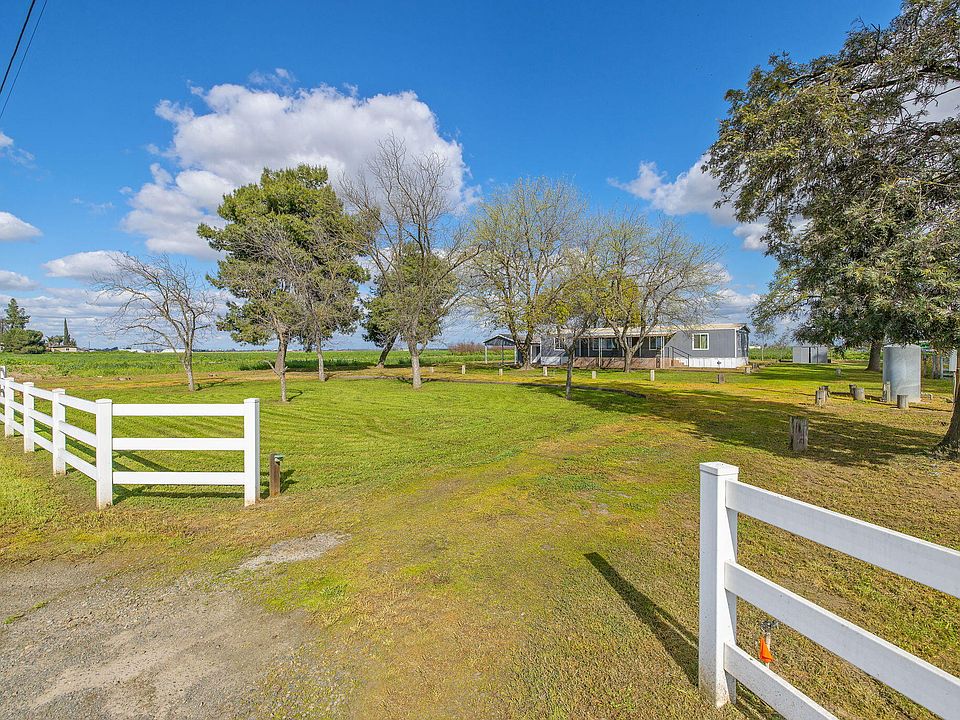 13941 9th Avenue, Hanford, CA 93230 | Zillow