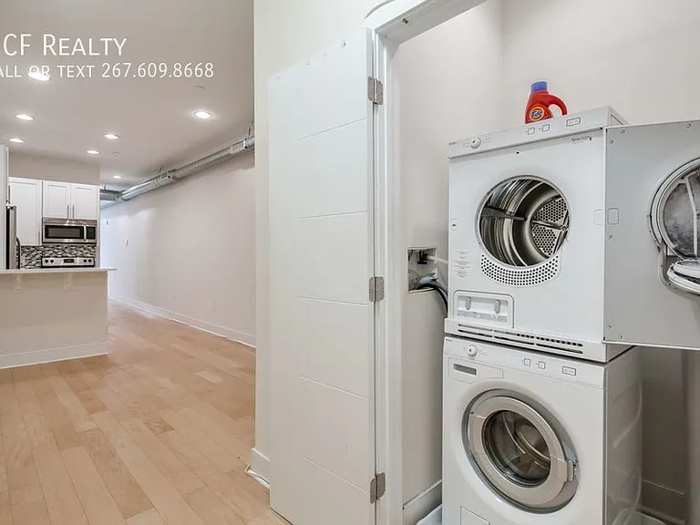 1305 Locust St #2B — Photo 4