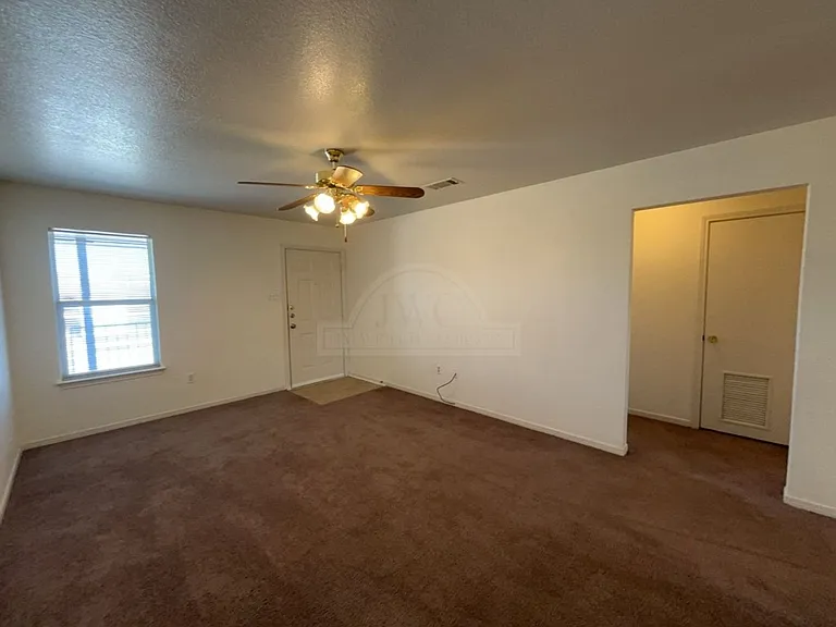 1006 Circle Dr #M — Photo 7