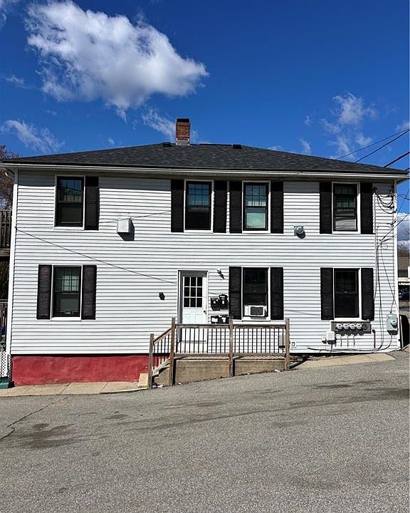 1st image of 93 W Warwick Ave