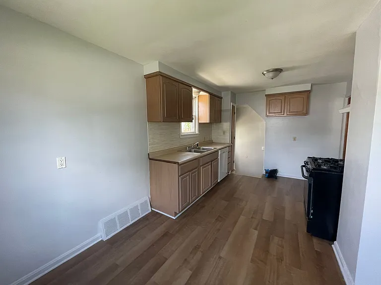 5107 Philip Ave — Photo 5