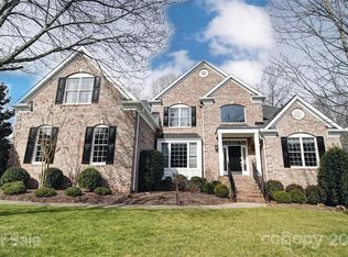 2613 Cadagon Ct, Charlotte, NC 28270