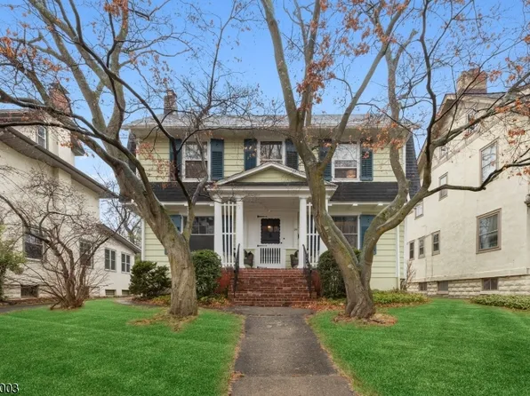 20 CARTERET ST, Montclair Twp., NJ 07043