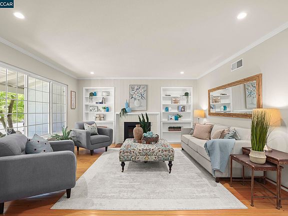 4th image of 5412 Degnan Dr
