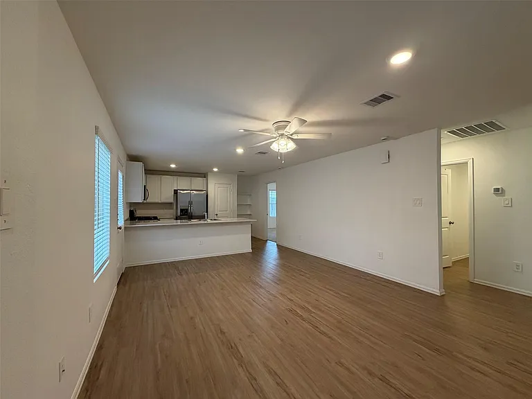 531 Flower Reed Ct — Photo 4