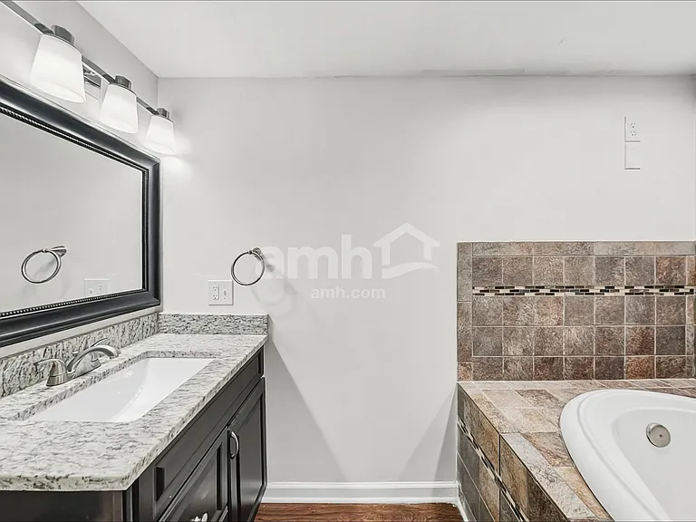 5545 Stevens Dr — Photo 15