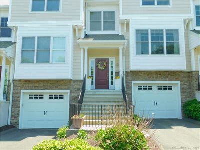 1205 Woodland Hills Drive #1205, Trumbull, CT, 06611