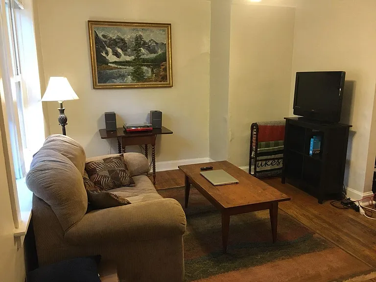2143 Maury Ave — Photo 5
