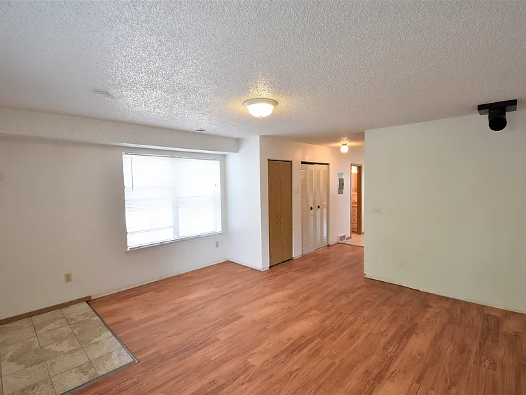 2927 Broadway St #4 — Photo 18