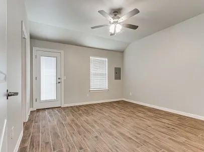616 Maleah Pl #B — Photo 17