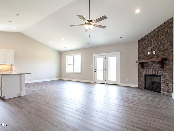5th image of 135 Big Valley Rd Lot 8