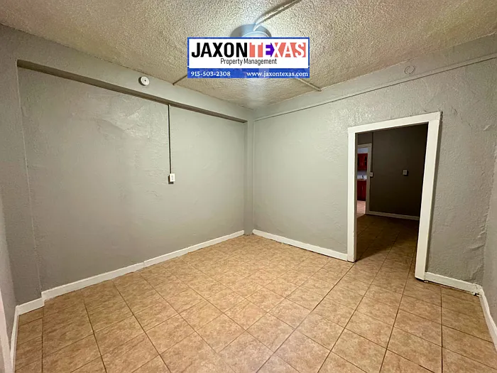 2 bed, 1.0 bath, 540 sqft, $695 — Photo 3