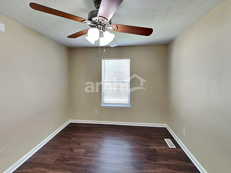 5631 Congressional Pl — Photo 8