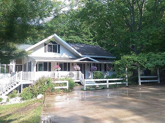 2nd image of 134 S 24th Ave