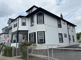 130 Kearney St, Paterson, NJ 07522