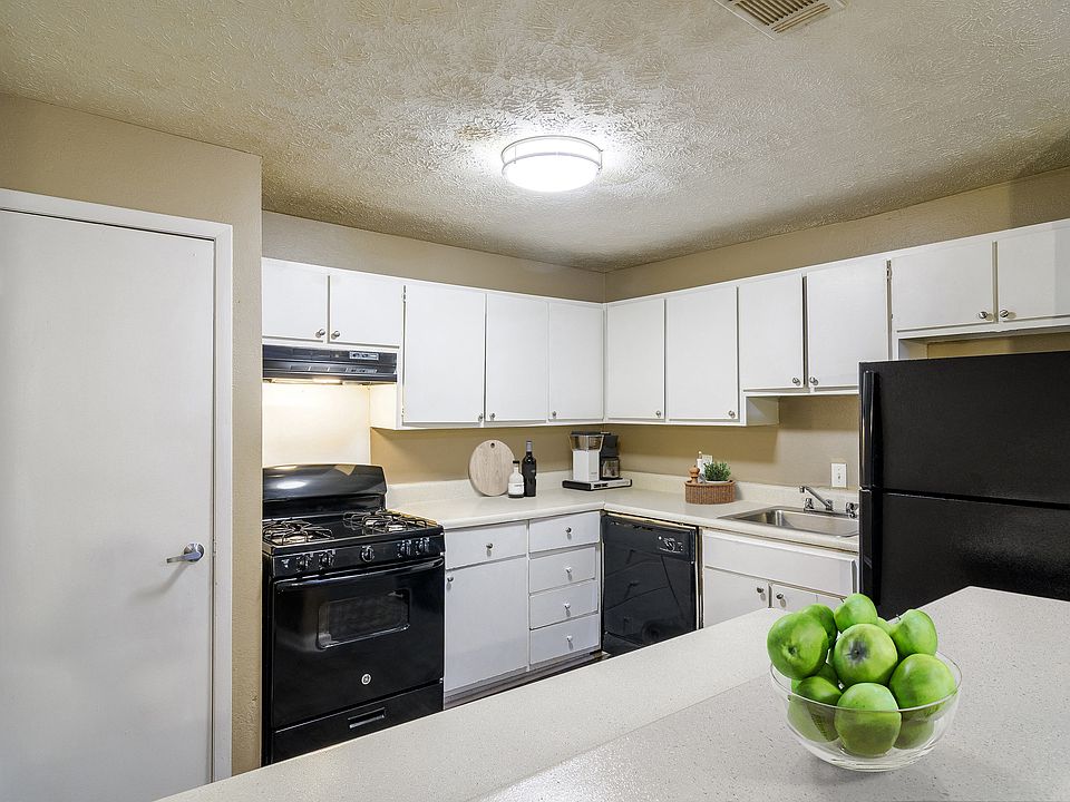 1st image of 2560 Delk Rd SE #1545