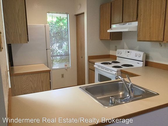 5th image of 10133 NE 137th Pl #10