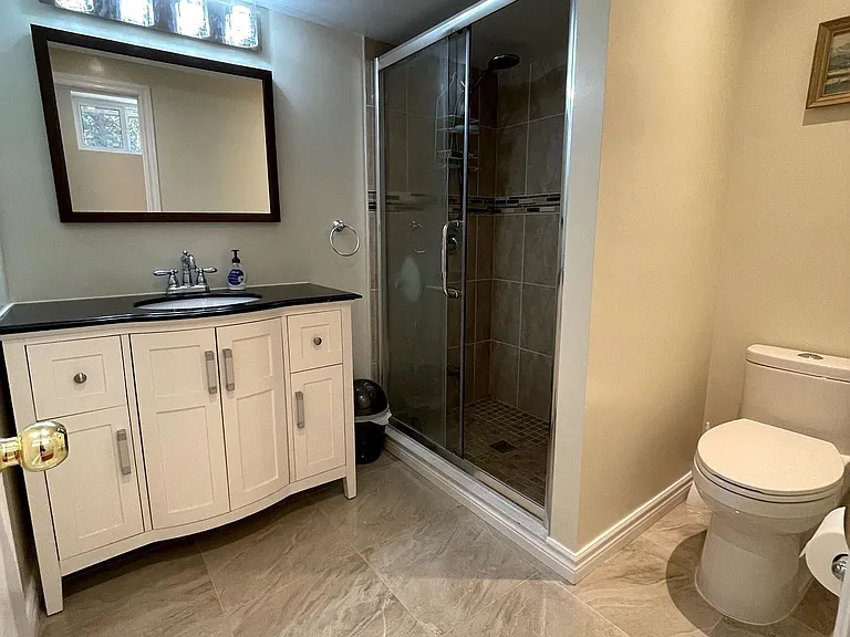 320 Drewry Ave #BASEMENT — Photo 7