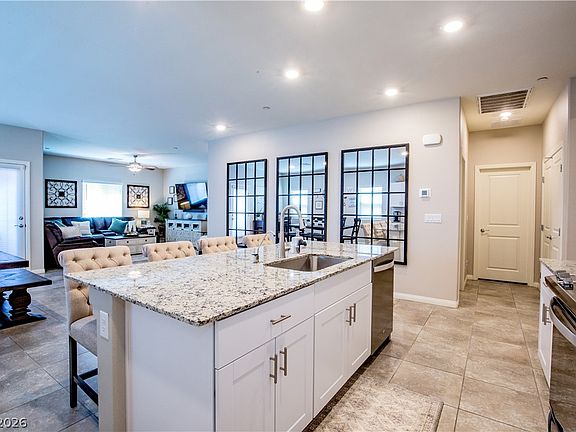 3rd image of 10927 Artisan Ranch Ave