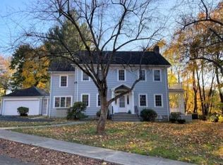 2 Rosalind Rd, Poughkeepsie, NY 12601
