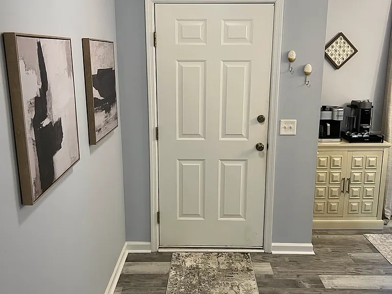 228 Stonebridge Dr — Photo 3