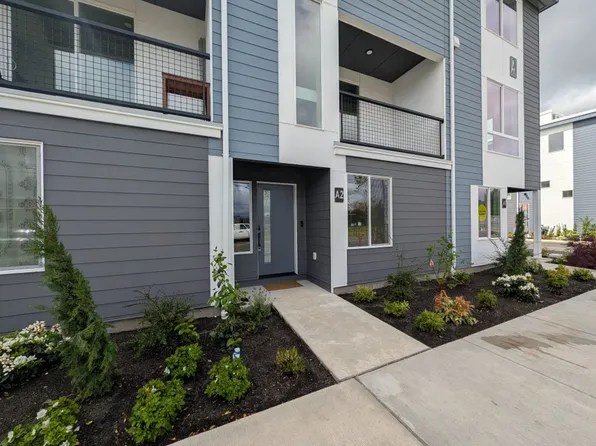 222 124th St SW #A2, Everett, WA 98204
