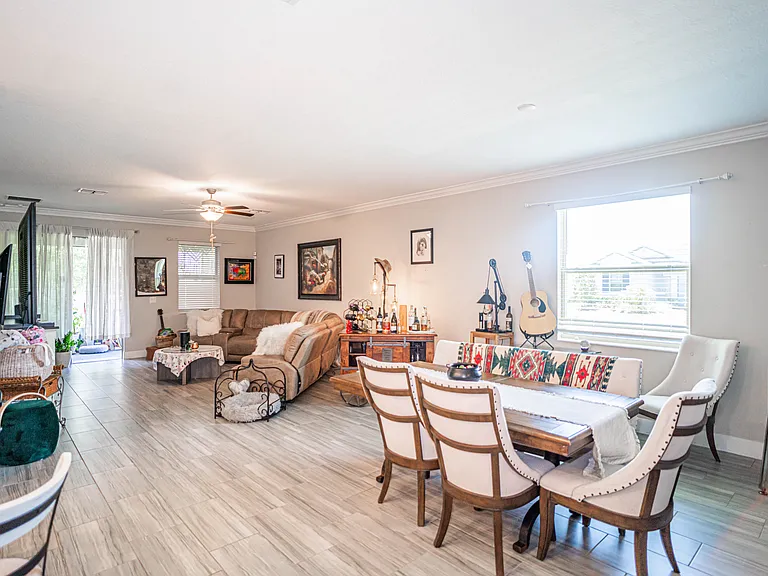 9882 Campanula Ct — Photo 13