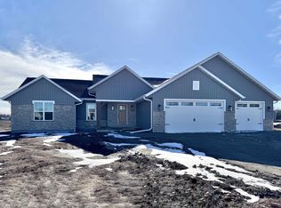 2423 Adrienne Ct, De Pere, WI 54115