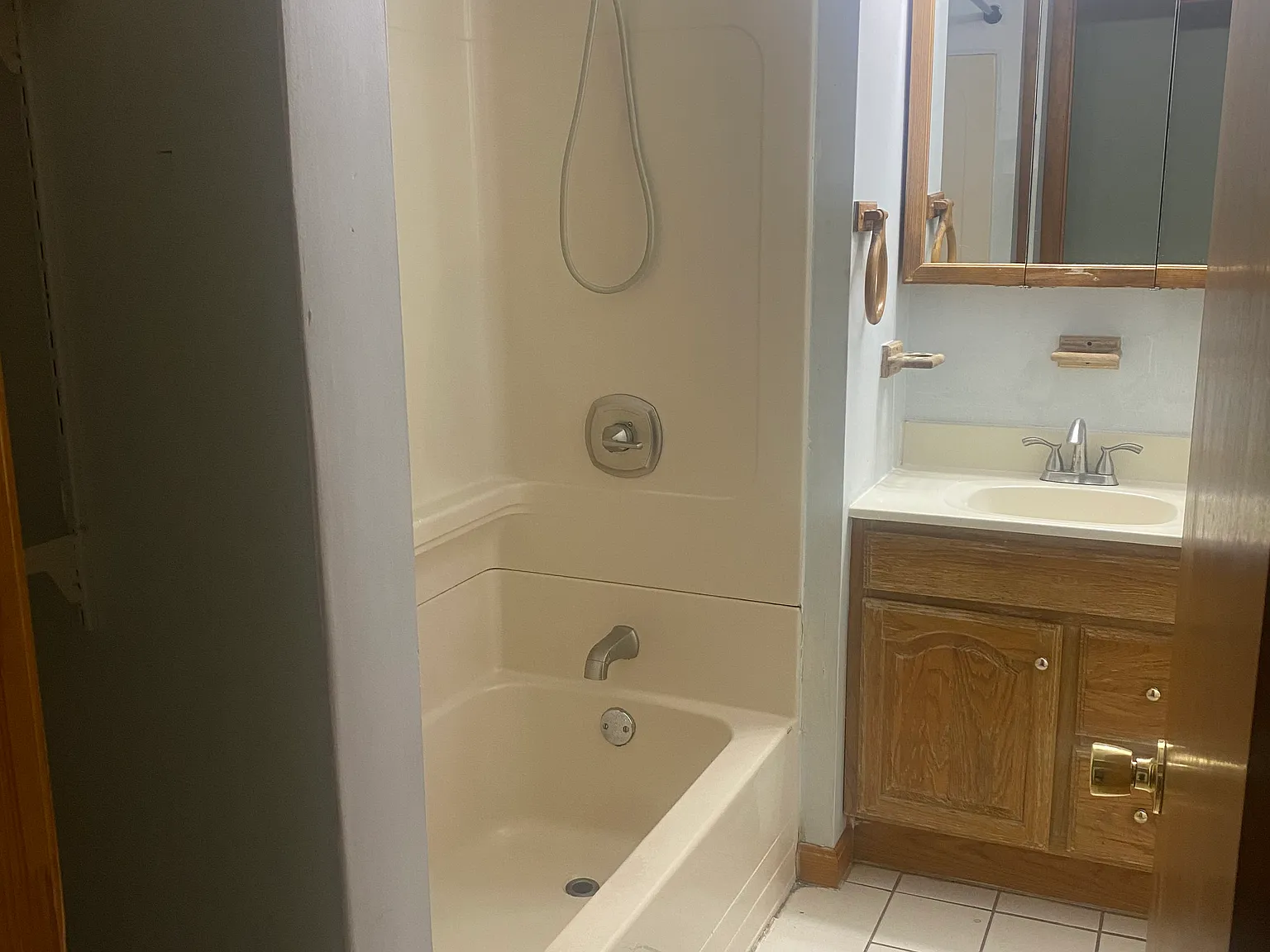 4 bed, 2780 sqft, $2,450 — Photo 4