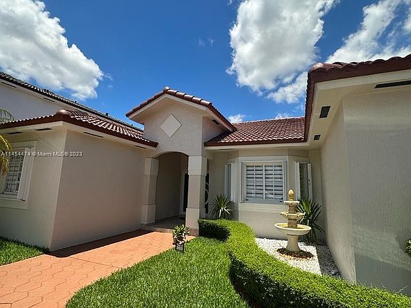 3rd image of 16816 NW 91st Ave