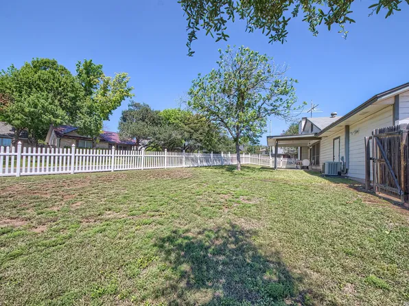 12102 Magnolia Blossom, San Antonio, TX 78247