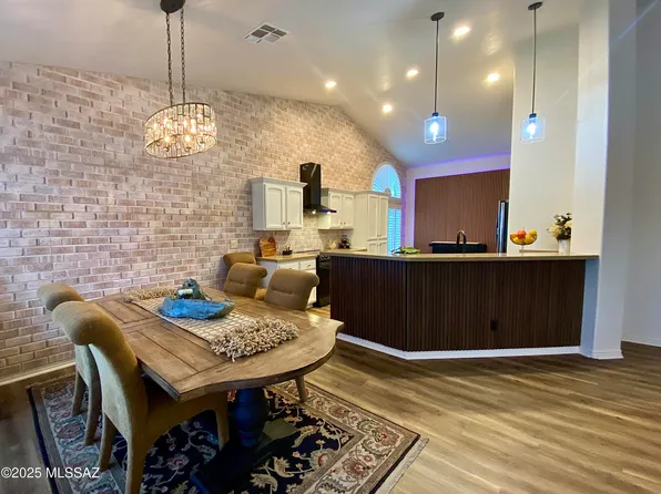 65081 E Rocky Path Dr, Tucson, AZ 85739