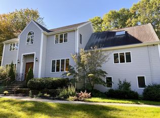 155 Marshall St, Paxton, MA 01612