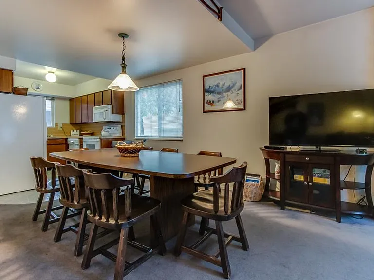 3300 E Fort Union Blvd — Photo 10