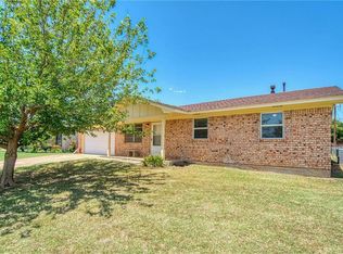 1701 Truman Dr, Altus, OK 73521