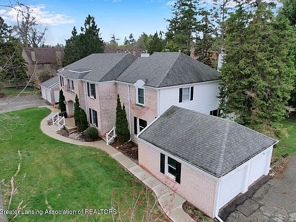4th image of 695 Jaywood Dr