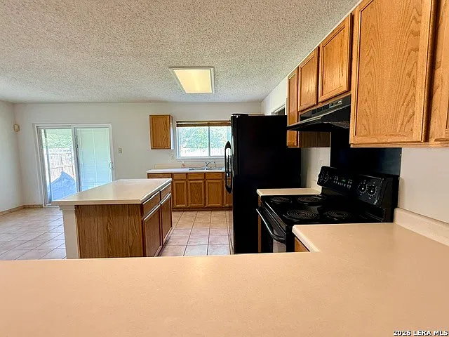 3 bed, 2.0 bath, 1520 sqft, $1,600 — Photo 4