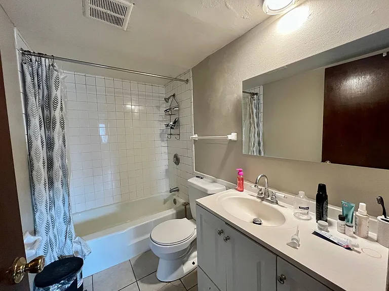 N113W15513 Francese Dr — Photo 5