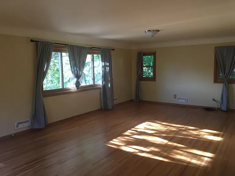 3307 Johnson St NE — Photo 7