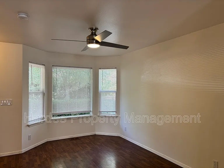 4419 Freemont St — Photo 7