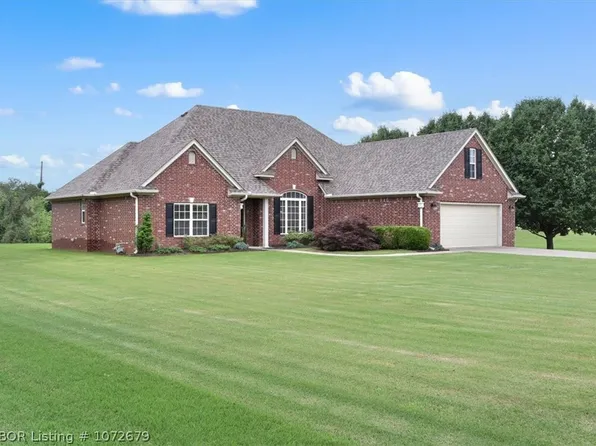 102 Janet Ln, Pocola, OK 74902