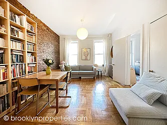 442 16th Street
