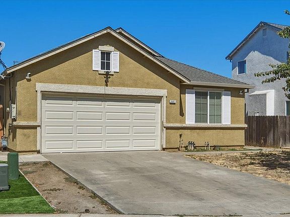 2nd image of 3441 Carly Dr