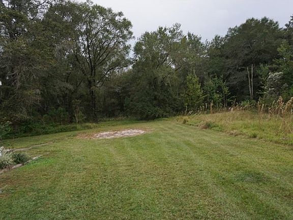 3rd image of 2320 Moccasin Dr