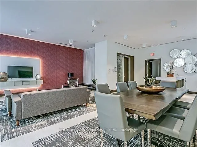 68 Merton St #616 — Photo 11