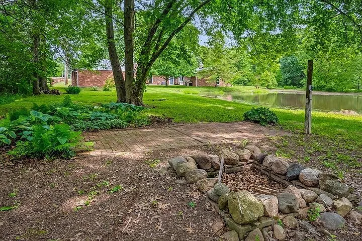3407 Bean Oller Rd — Photo 37