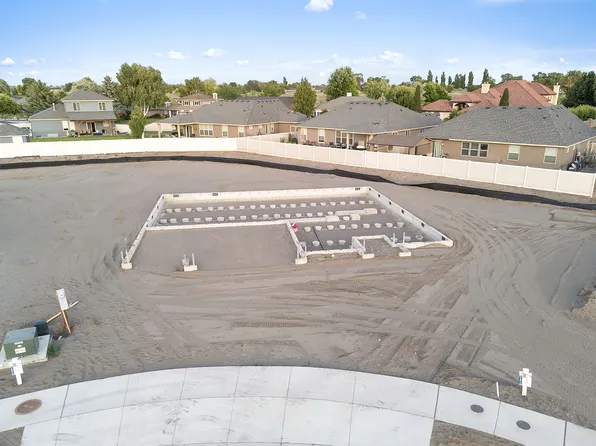 705 N Thrush Ct, Moses Lake, WA 98837