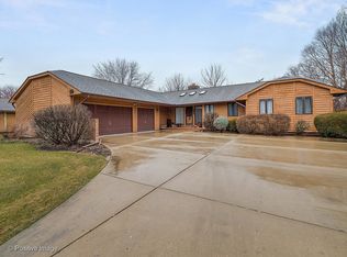 1912 Maria Ct, Dundee, IL 60118