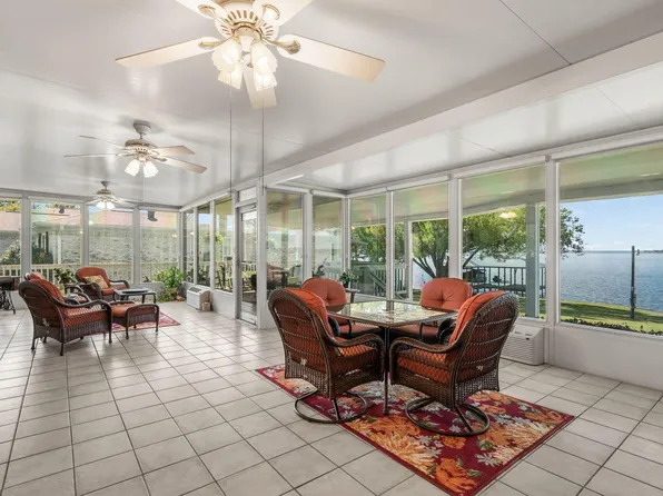 466 Buffalo Ct, Livingston, TX 77351